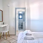 Iris House Isterni (Paros)