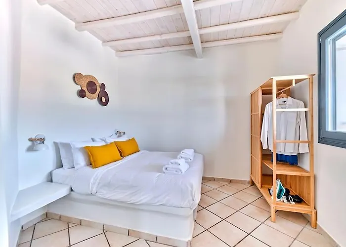 Iris House * Isterni (Paros)